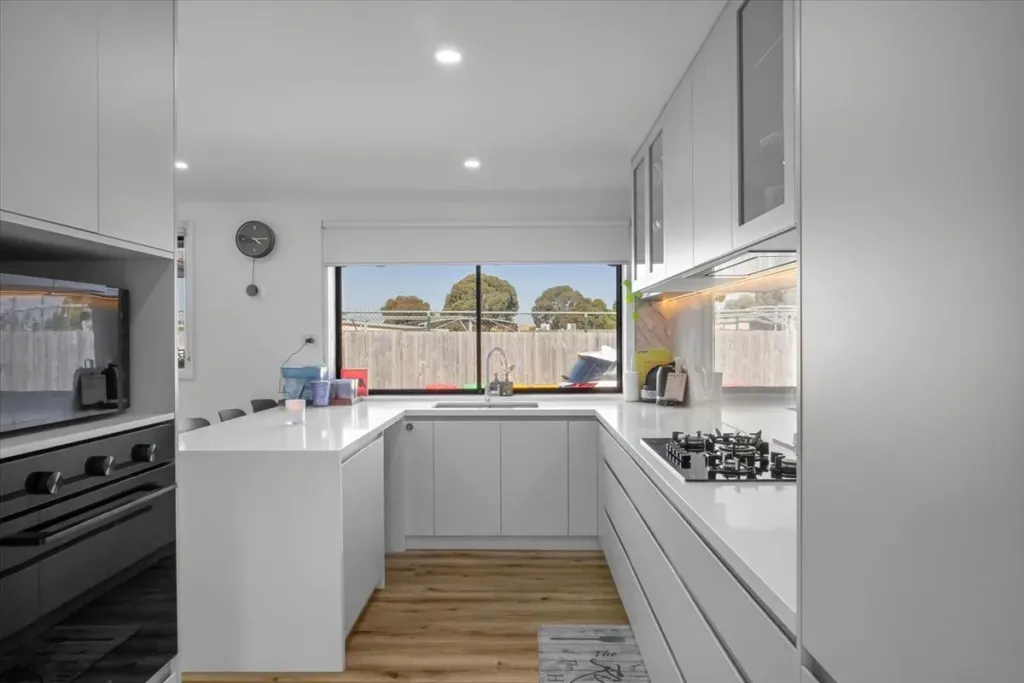 96 Langdon Crescent, Craigieburn – property photo