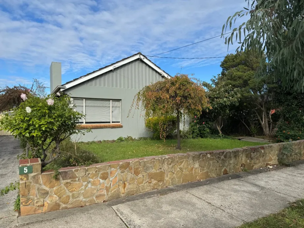 5 Moray Street, Fawkner – property photo
