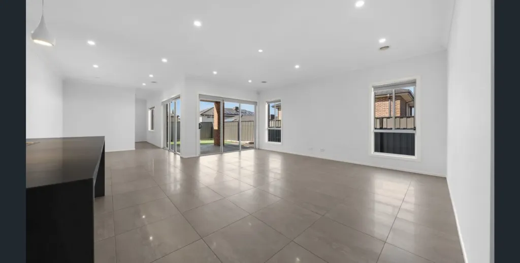 63 Fitzpatrick Circuit, Kalkallo – property photo 14