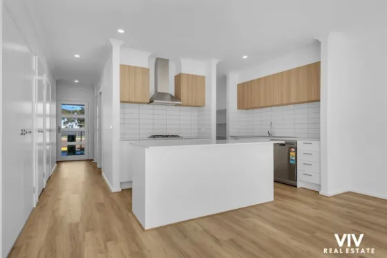 22 Elves Walk, Tarneit – property photo